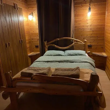 Shtepia Tradites Gjinar *