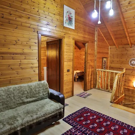 Shtepia Tradites Gjinar Σπίτι διακοπών *