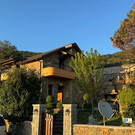 Σπίτι διακοπών Shtepia Tradites Gjinar
