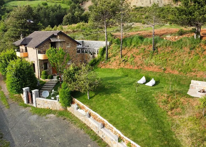 Shtepia Tradites Gjinar Vakantiehuis *