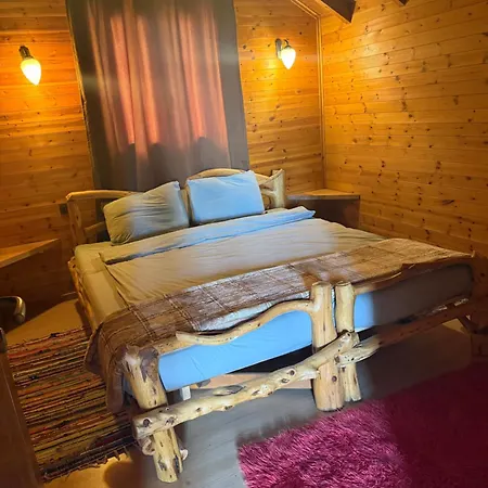 Shtepia Tradites Gjinar Holiday home Elbasan