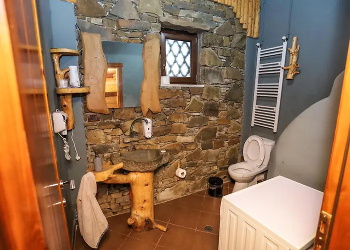 펜션 Shtepia Tradites Gjinar